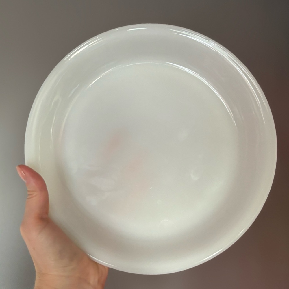Vintage Anchor Hocking Fire King 9” Pie Dish - white milk glass